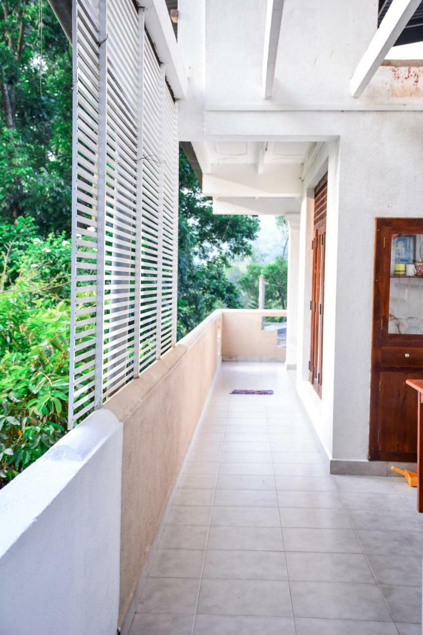 Ceylon Saradiel Home Stay Mawanella Kültér fotó