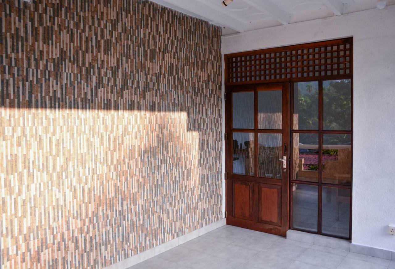 Ceylon Saradiel Home Stay Mawanella Kültér fotó